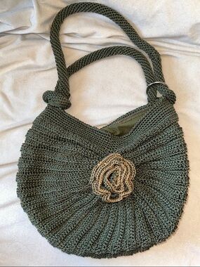 Handwoven Olive Green Seashell Crochet Shoulder Bag with Flower Accent
